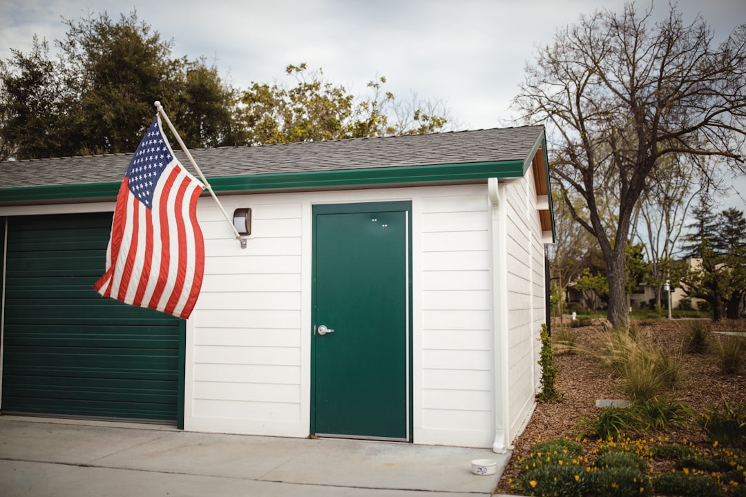 do garage doors need maintenance